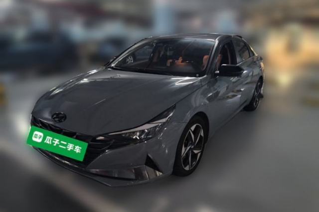 Używany Hyundai Elantra 2021 1.5L CVT LUX Prestige Edition