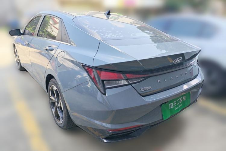 Used Hyundai Elantra 2021 1.5L CVT GLX Elite Edition Rear Left 45 Deg