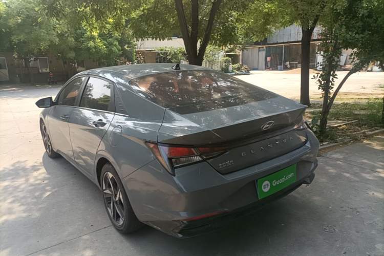 Used Hyundai Elantra 2021 1.5L CVT GLX Elite Edition Rear Left 45 Deg