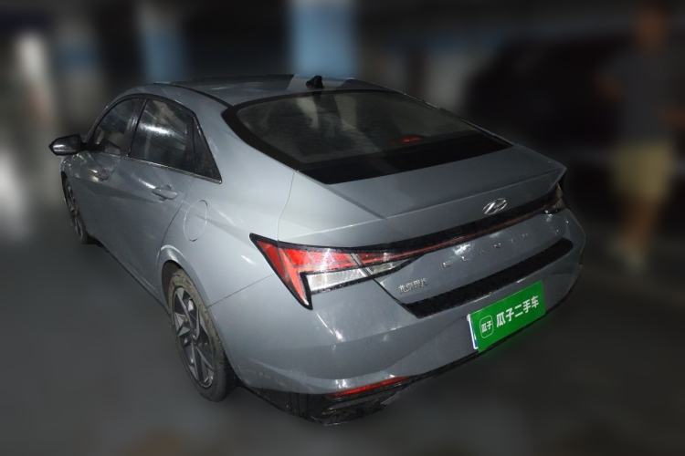 Used Hyundai Elantra 2021 1.5L CVT GLX Elite Edition Rear Left 45 Deg