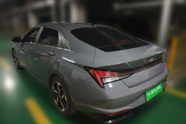 Used Hyundai Elantra 2021 1.5L CVT LUX Prestige Edition Rear Left 45 Deg