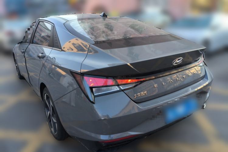 Used Hyundai Elantra 2021 1.5L CVT GLX Elite Edition Rear Left 45 Deg