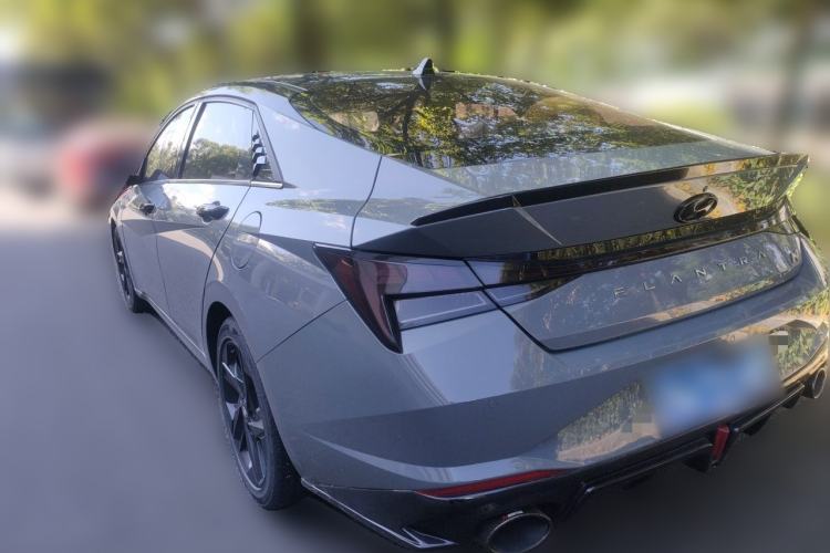 Used Hyundai Elantra 2021 1.5L CVT LUX Prestige Edition Rear Left 45 Deg
