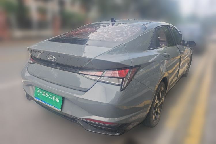 Used Hyundai Elantra 2021 1.5L CVT GLX Elite Edition Rear Right 45 Deg