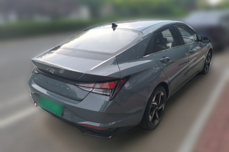 Used Hyundai Elantra 2021 1.5L CVT GLX Elite Edition Rear Right 45 Deg