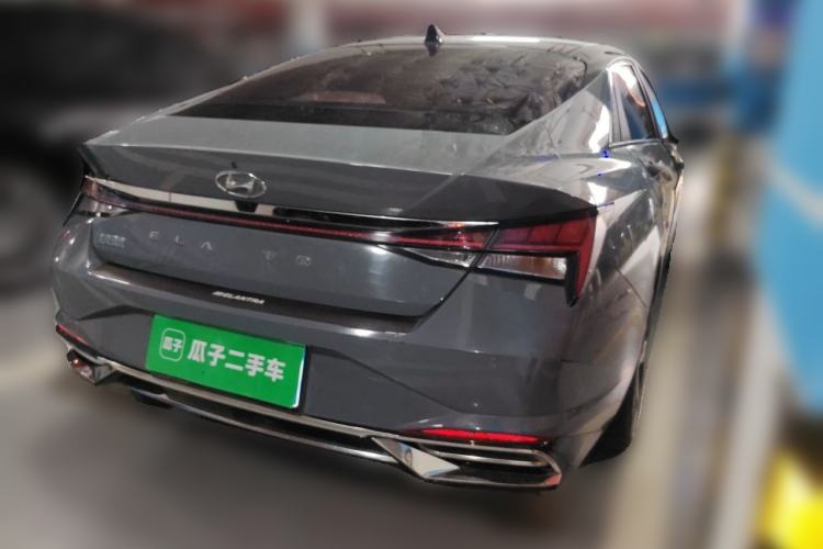 Used Hyundai Elantra 2021 1.5L CVT TOP Flagship Edition Rear Right 45 Deg