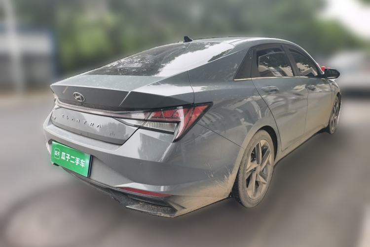 Used Hyundai Elantra 2021 1.5L CVT GLX Elite Edition Rear Right 45 Deg