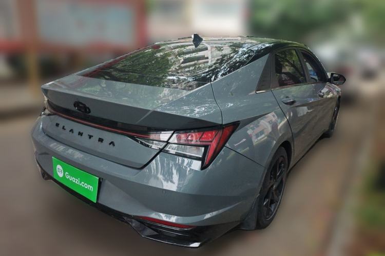 Used Hyundai Elantra 2021 1.5L CVT LUX Prestige Edition Rear Right 45 Deg