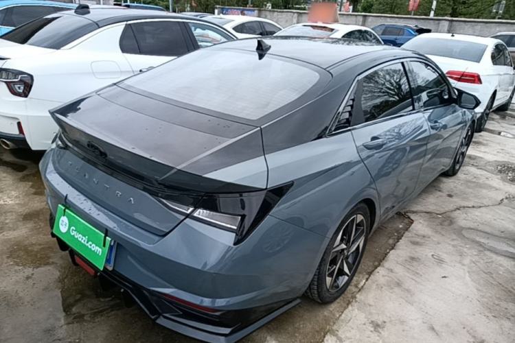 Used Hyundai Elantra 2021 1.5L CVT GLX Elite Edition Rear Right 45 Deg