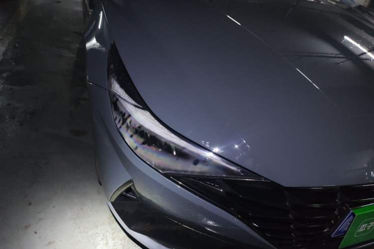 Used Hyundai Elantra 2021 1.5L CVT GLX Elite Edition Right Front Headlight