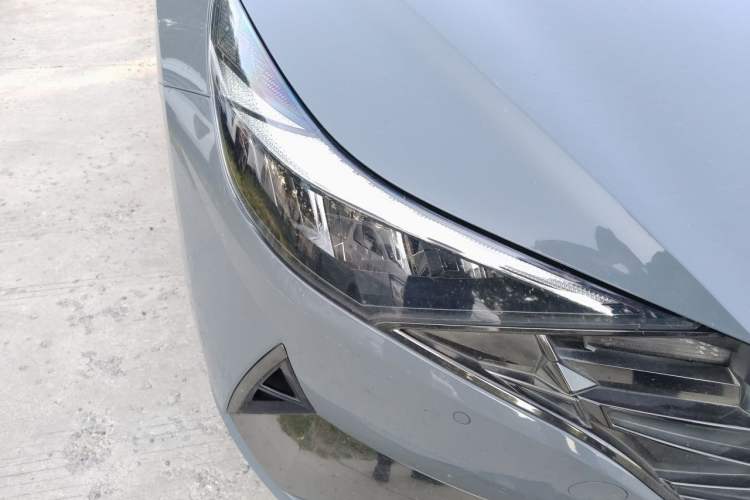 Used Hyundai Elantra 2021 240TGDi DCT TOP Flagship Edition Right Front Headlight