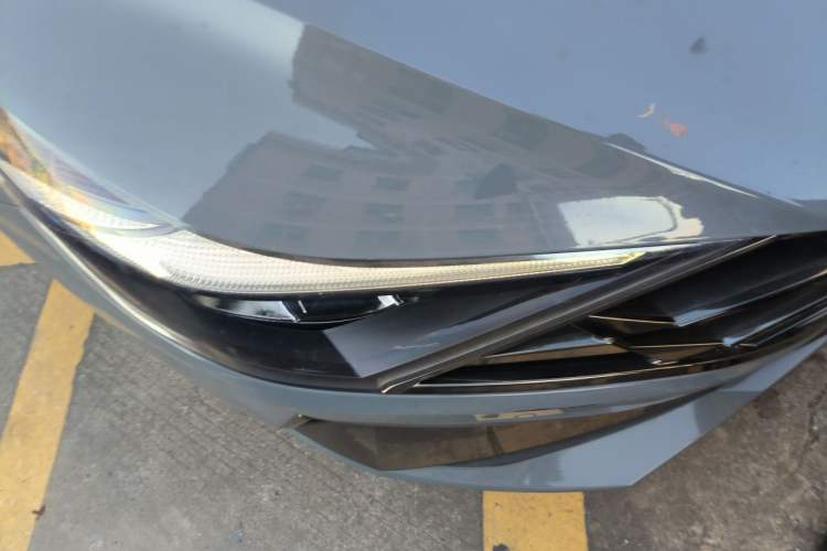 Used Hyundai Elantra 2021 1.5L CVT GLX Elite Edition Right Front Headlight