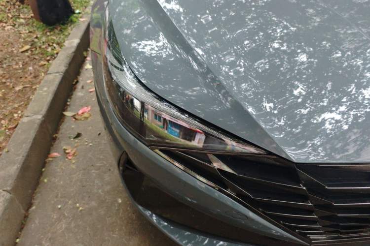 Used Hyundai Elantra 2021 1.5L CVT LUX Prestige Edition Right Front Headlight