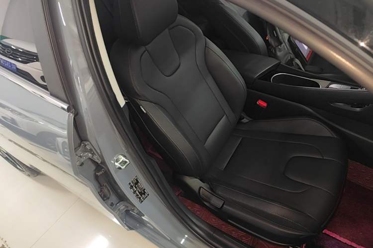 Used Hyundai Elantra 2021 1.5L CVT TOP Flagship Edition Right Front Seat