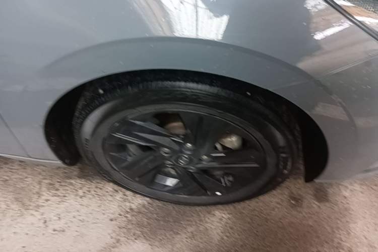 Used Hyundai Elantra 2021 1.5L CVT GLS Leading Edition Right Front Wheel Hub
