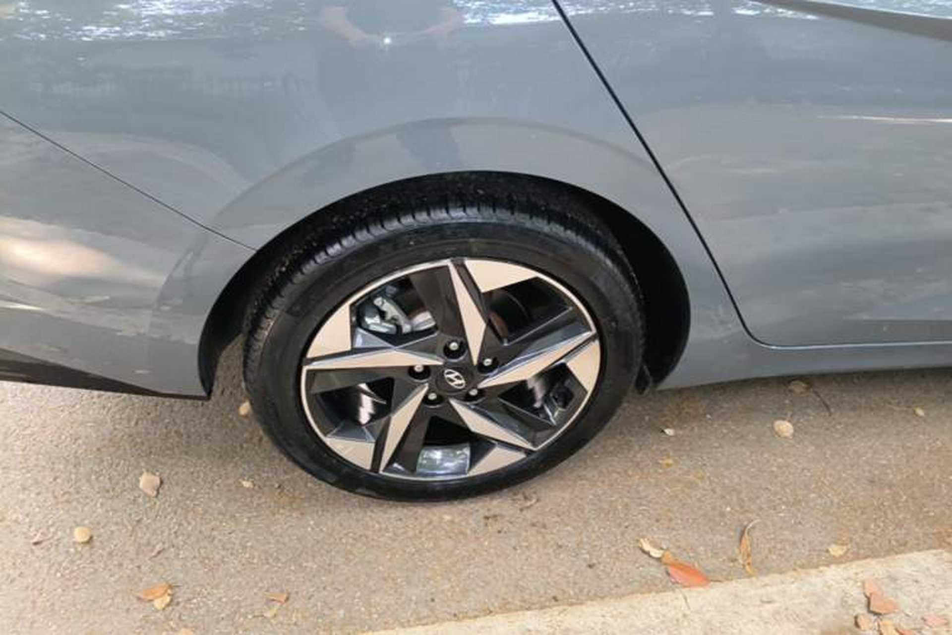 Used Hyundai Elantra 2021 1.5L CVT GLX Elite Edition Right Rear Wheel Hub