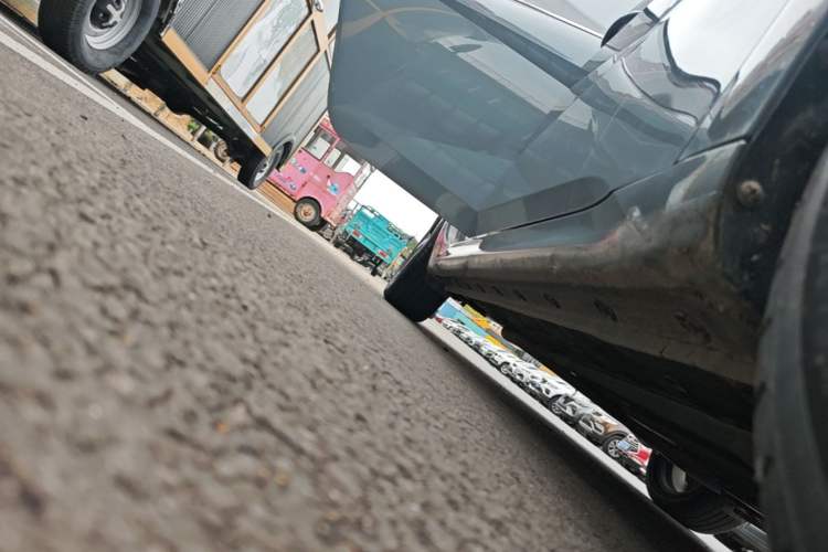 Used Hyundai Elantra 2021 1.5L CVT GLX Elite Edition Right Side Sill