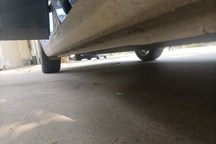 Used Hyundai Elantra 2021 1.5L CVT GLX Elite Edition Right Side Sill