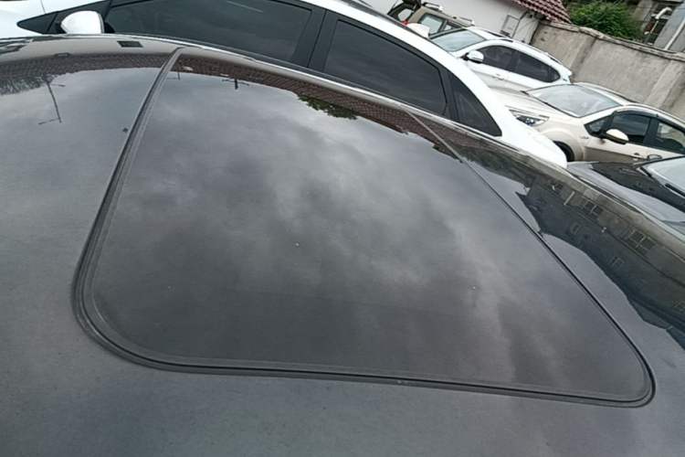 Used Hyundai Elantra 2021 1.5L CVT GLX Elite Edition Roof