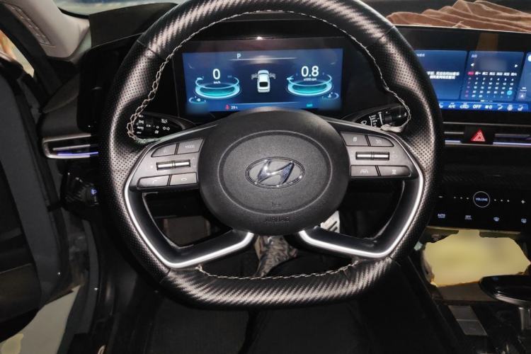 Used Hyundai Elantra 2021 1.5L CVT TOP Flagship Edition Steering Wheel