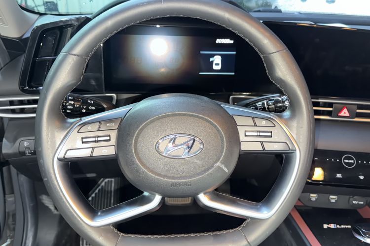 Used Hyundai Elantra 2021 1.5L CVT GLX Elite Edition Steering Wheel