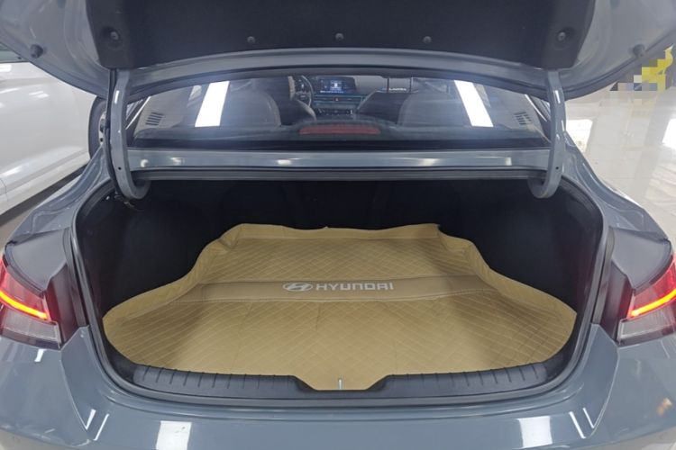Used Hyundai Elantra 2021 1.5L CVT GLX Elite Edition Trunk