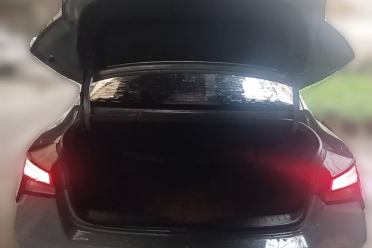 Used Hyundai Elantra 2021 1.5L CVT GLS Leading Edition Trunk