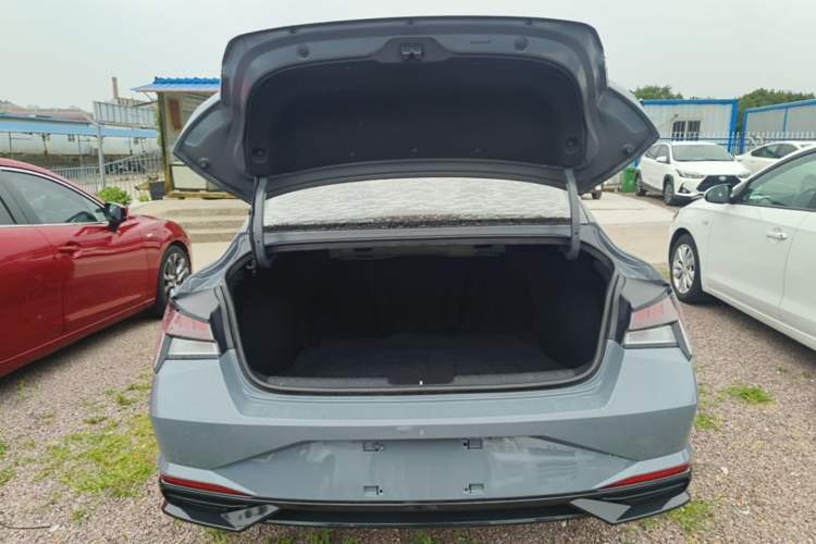 Used Hyundai Elantra 2021 1.5L CVT GLX Elite Edition Trunk