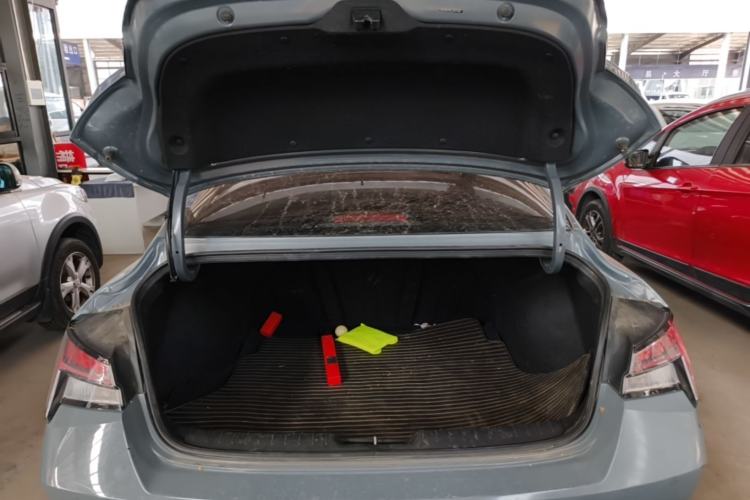 Used Hyundai Elantra 2021 1.5L CVT LUX Prestige Edition Trunk