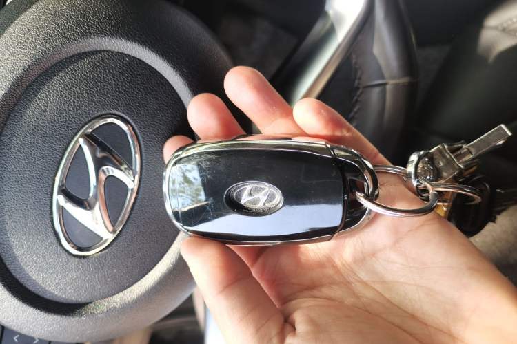Used Hyundai Elantra 2021 1.5L CVT LUX Prestige Edition Vehicle Key