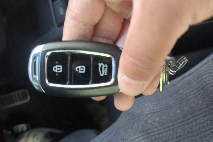 Used Hyundai Elantra 2021 240TGDi DCT LUX Prestige Edition Vehicle Key