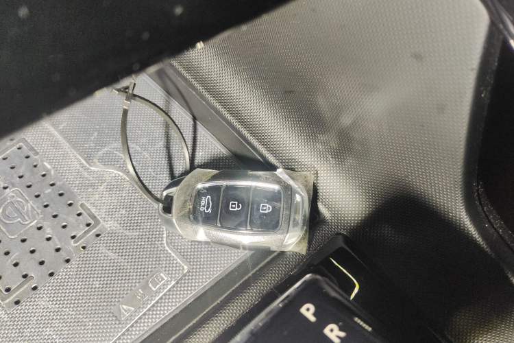 Used Hyundai Elantra 2021 1.5L CVT LUX Prestige Edition Vehicle Key