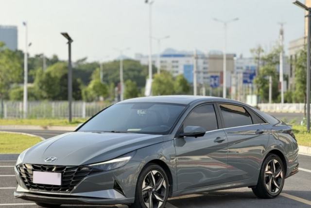 Hyundai Elantra 2021 1.5L CVT GLX Elite Edition d’occasion