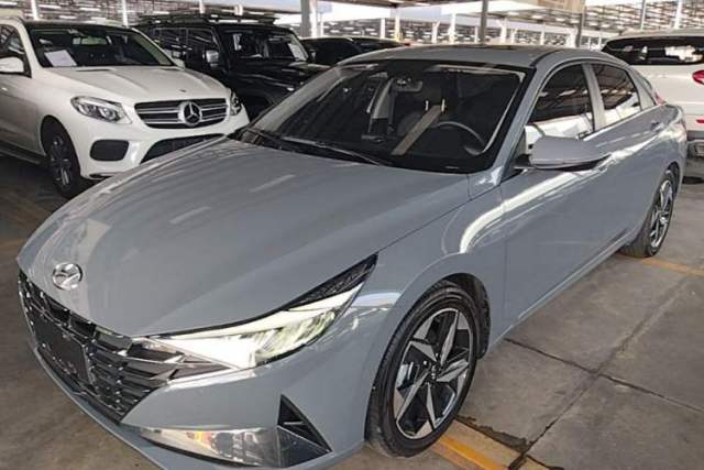 Used Hyundai Elantra 2021 1.5L CVT LUX Prestige Edition
