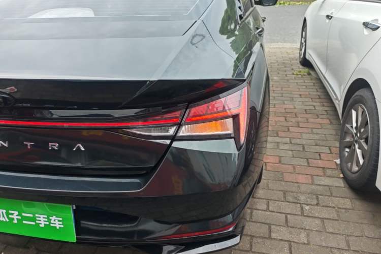 Used Hyundai Elantra 2021 1.5L CVT LUX Prestige Edition Right Rear Taillight