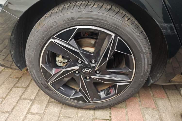 Used Hyundai Elantra 2021 1.5L CVT LUX Prestige Edition Right Rear Wheel Hub