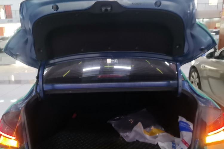 Used Hyundai Elantra 2021 1.5L CVT LUX Prestige Edition Trunk