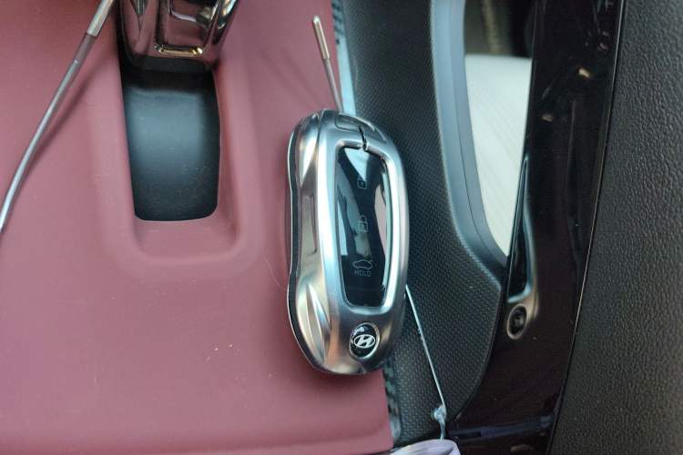 Used Hyundai Elantra 2021 240TGDi DCT TOP Flagship Edition Vehicle Key