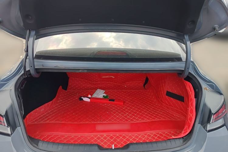 Used Hyundai Elantra 2021 240TGDi DCT LUX Prestige Edition Trunk