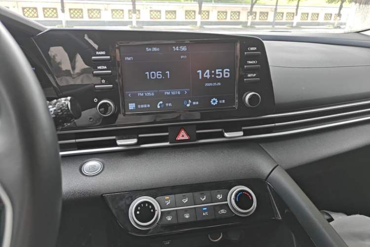 Used Hyundai Elantra 2021 1.5L CVT GLX Elite Edition Audio And AC Panel
