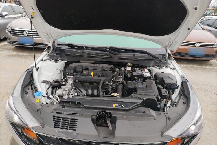 Used Hyundai Elantra 2021 1.5L CVT GLX Elite Edition Engine Bay