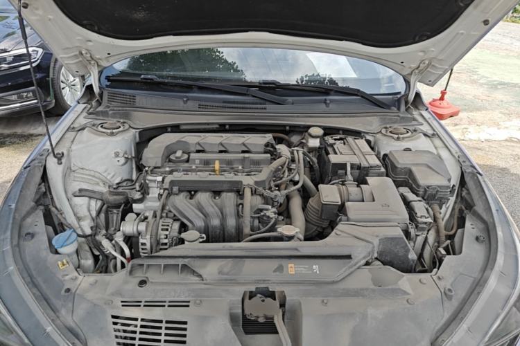 Used Hyundai Elantra 2021 1.5L CVT GLX Elite Edition Engine Bay