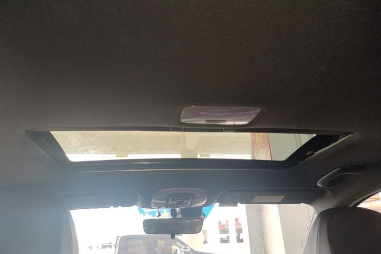 Used Hyundai Elantra 2021 240TGDi DCT LUX Prestige Edition Headliner