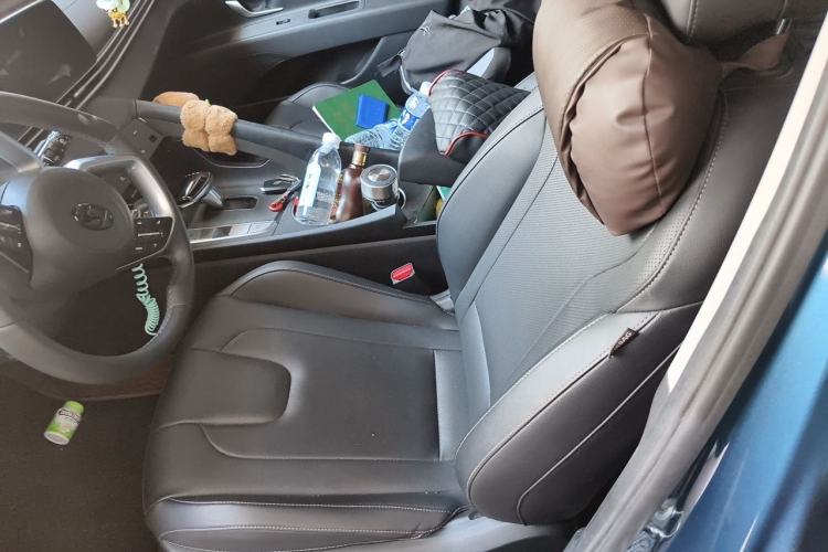 Used Hyundai Elantra 2021 1.5L CVT GLX Elite Edition Left Front Seat