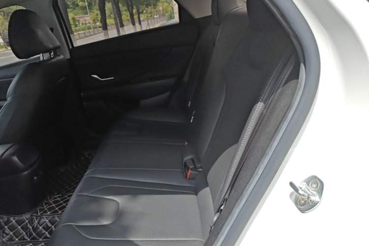 Used Hyundai Elantra 2021 1.5L CVT GLX Elite Edition Left Rear Seat
