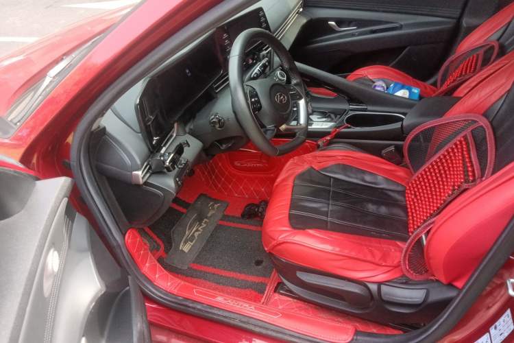 Used Hyundai Elantra 2021 1.5L CVT GLX Elite Edition Driver Seat