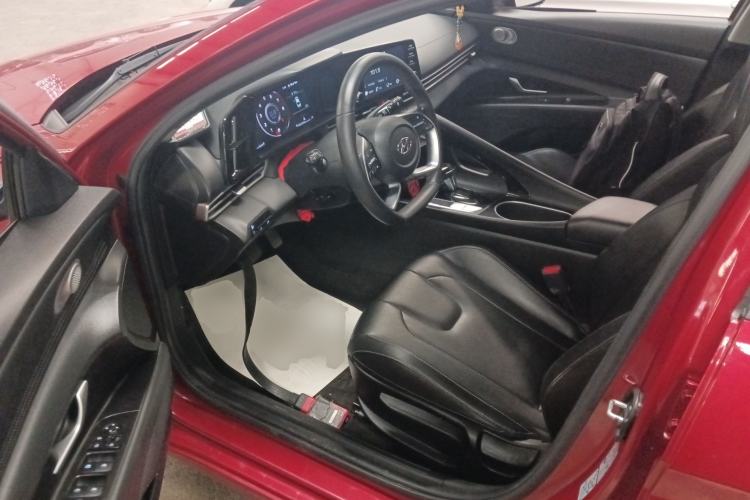 Used Hyundai Elantra 2021 1.5L CVT GLX Elite Edition Driver Seat