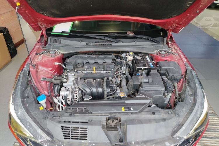 Used Hyundai Elantra 2021 1.5L CVT LUX Prestige Edition Engine Bay