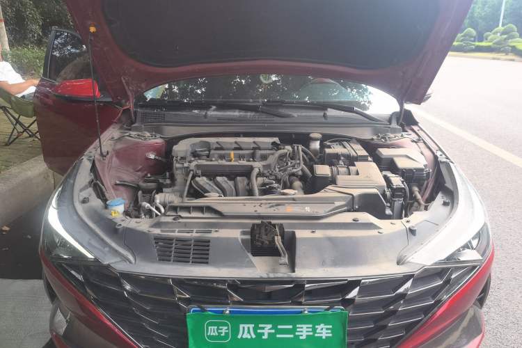 Used Hyundai Elantra 2021 1.5L CVT LUX Prestige Edition Engine Bay