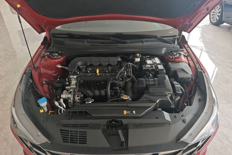 Used Hyundai Elantra 2021 1.5L CVT LUX Prestige Edition Engine Bay
